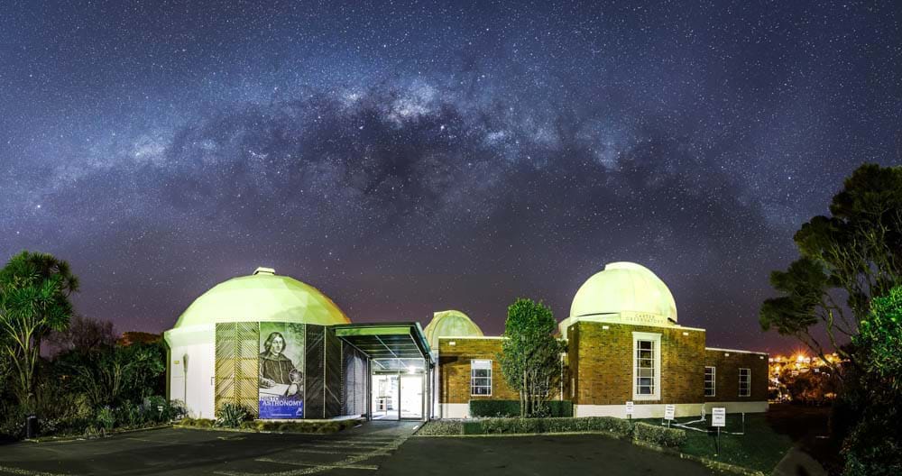 Carter Observatory, Wellington by Mark Gee