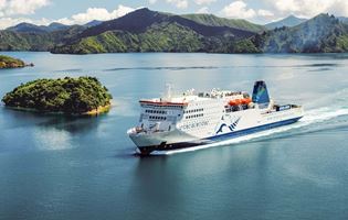 Interislander ferry - Kaitaki
