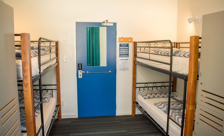 YHA Auckland International 4 Bed Multishare Bedroom with Lockers